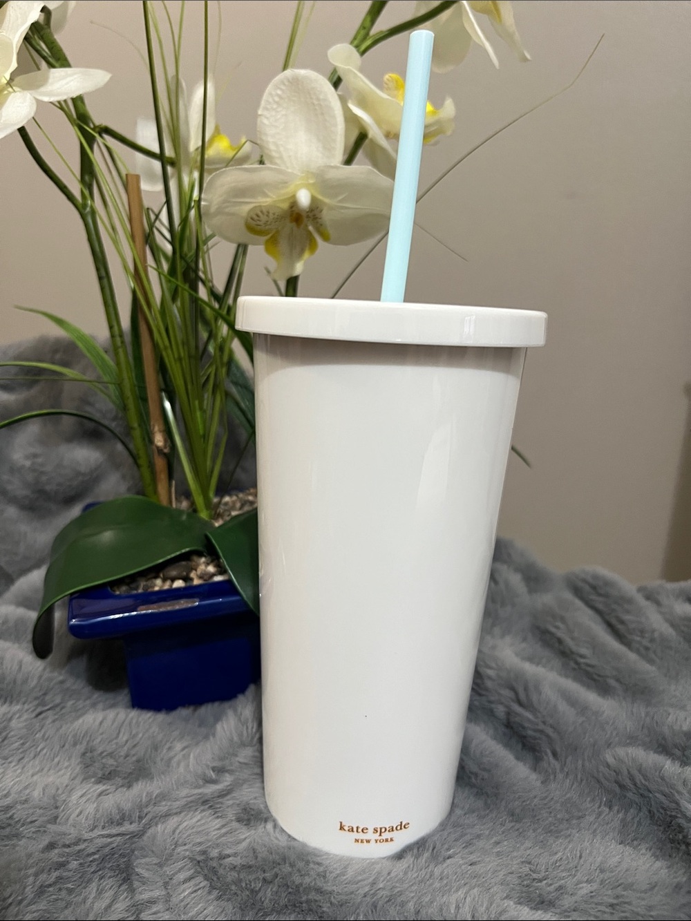 kate spade White Acrylic Bridal Tumbler NWOT - Picture 2 of 4